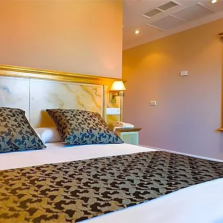 Soho Boutique Hotel 4*